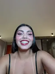 zui_lu webcam stripchat model stream image