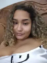 BrendaGirs webcam model stream image