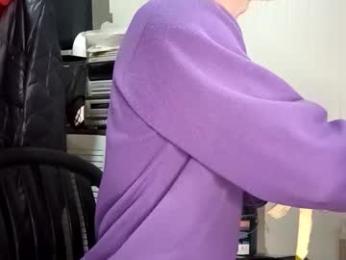 funny_quarantine webcam model stream image