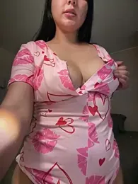 licky_lu webcam model stream image