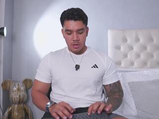 Noah Avery webcam model stream image