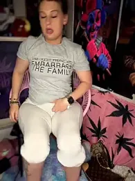 Jennybootyjones webcam model stream image