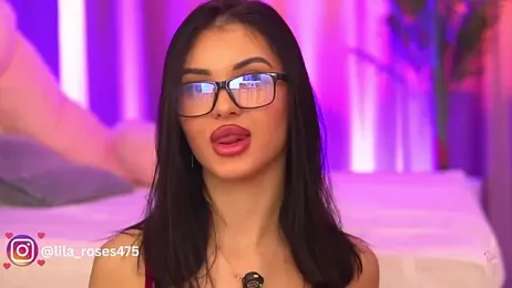 LilaRoses webcam model stream image