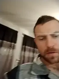 Oilkong2022 webcam stripchat model stream image