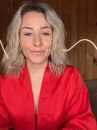 petrouchkaaa_ webcam model stream image