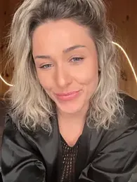 petrouchkaaa_ webcam model stream image