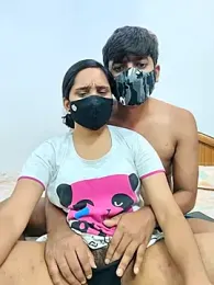 Your___Riya webcam model stream image