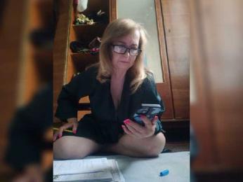 Alina1965 webcam bongacams model stream image