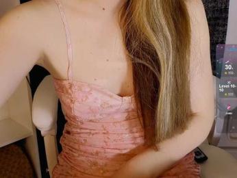 Kris_Cute webcam bongacams model stream image