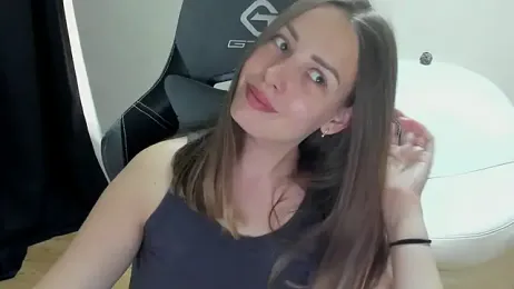 Mia_shy1 webcam model stream image
