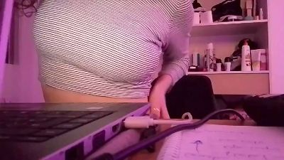 Larafoxok webcam model stream image