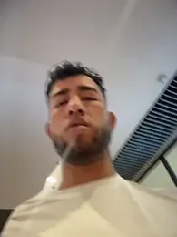 liam_bronw webcam stripchat model stream image