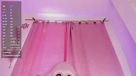 Mia_royal webcam model stream image