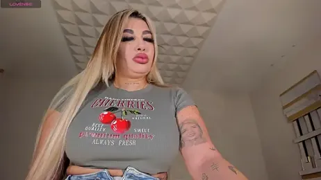 SophiePalmer webcam model stream image