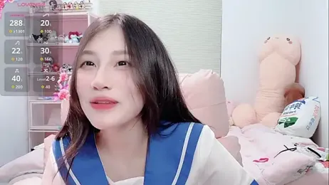 lris-Beauty webcam stripchat model stream image