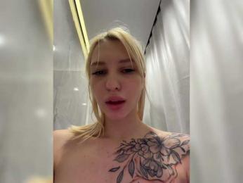 Cristi-Candy webcam bongacams model stream image