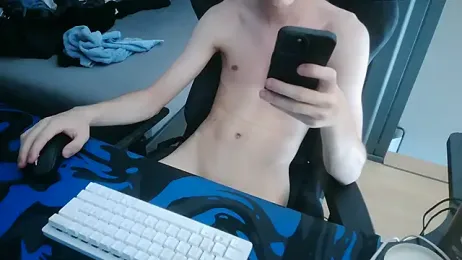 Theo19cmgerman webcam stripchat model stream image