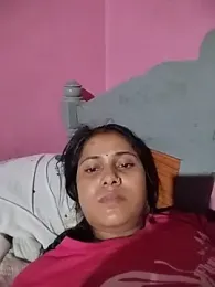 Shrutiii webcam model stream image
