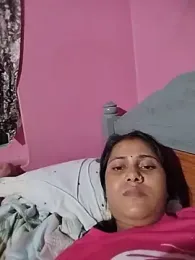 Shrutiii webcam model stream image