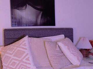 Juliana Saenz webcam model stream image