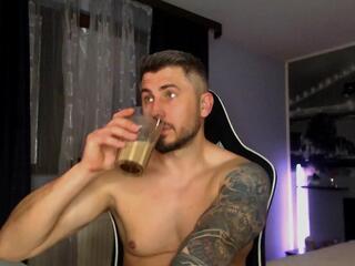 Andy Nice webcam model stream image