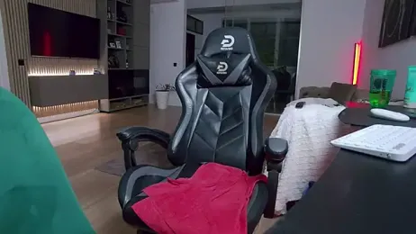 UbbeViking webcam stripchat model stream image