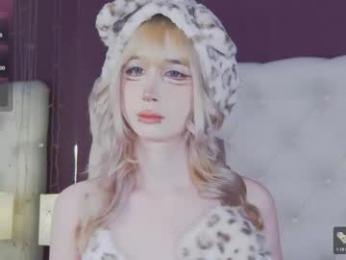 cutetomie webcam model stream image