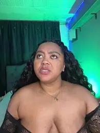 yanza2002 webcam model stream image