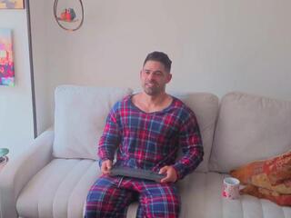 Andrew Fame webcam model stream image