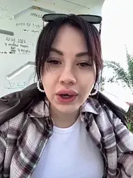 Wet__Bunny webcam stripchat model stream image