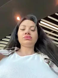 Wet__Bunny webcam stripchat model stream image