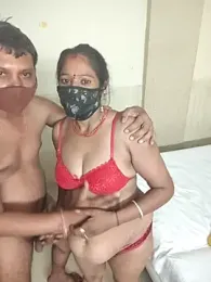 Desibhabhi82 webcam stripchat model stream image