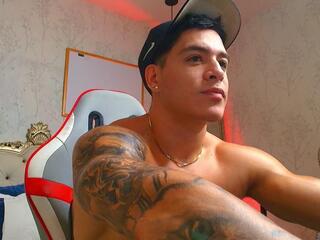 Alan Thompson webcam model stream image