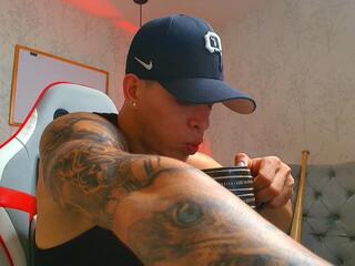 Alan Thompson webcam model stream image