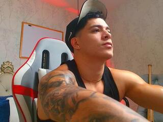 Alan Thompson webcam model stream image