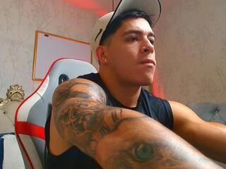 Alan Thompson webcam model stream image