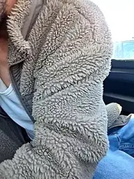 Zeefy webcam stripchat model stream image