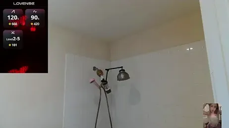 Blondiewithanass webcam model stream image