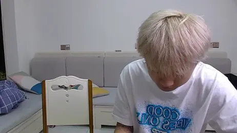 Chocolates-001 webcam stripchat model stream image