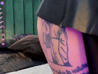 paulinagame webcam model stream image