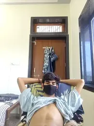 its_coco72 webcam model stream image