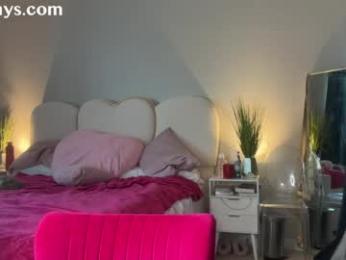 saraloverays webcam model stream image