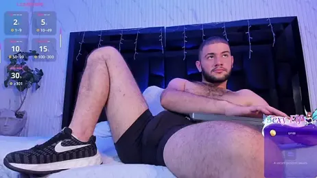 MaximusClark webcam stripchat model stream image