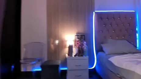 Maddyluxe webcam model stream image