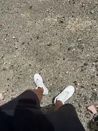 Manu97k webcam model stream image