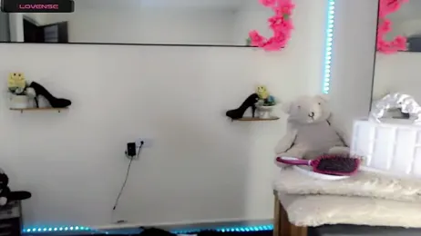 NathalialLooes webcam stripchat model stream image