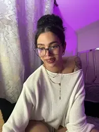 Samantha_Bernardo webcam model stream image