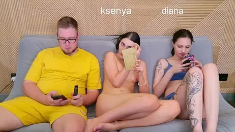 Ksenny webcam model stream image