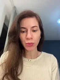 Alyonaqueen_ webcam model stream image