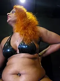 NILMINI-SHERON webcam stripchat model stream image